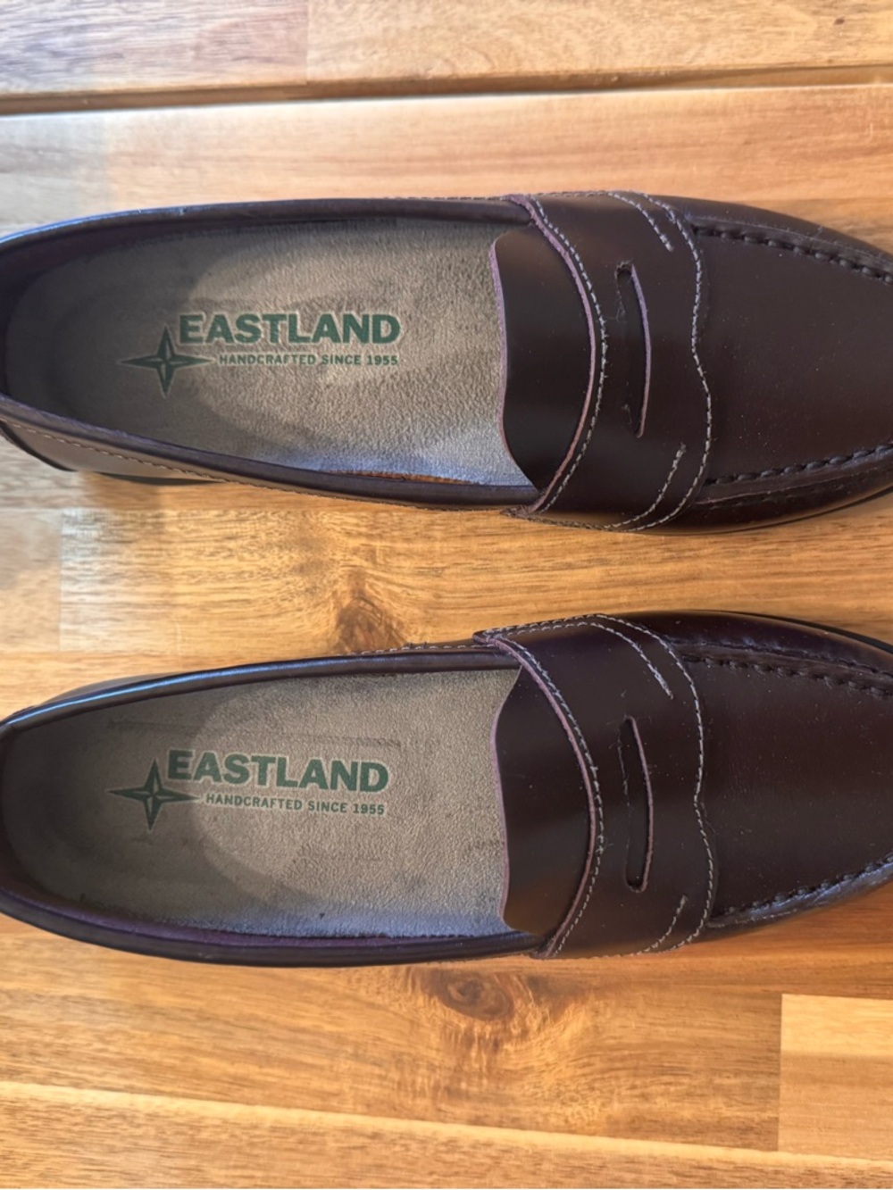Eastland Classic II Burgundy Leather Penny Loafers Womens 7 3924M Handcrafted - Picture 4 of 9
